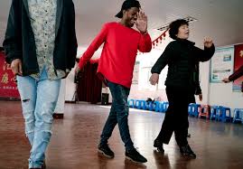 Tik tok angola destaques da semana #s3 gilmario vemba, gerilson insrael, neide sofia, telma lee, alexandre hugo, micaela reis, cenas boas, harley patricia, k. China Daily V Twitter Lao Ma A Student From Angola Has Garnered 2 8 Million Fans On Tik Tok By Using Short Videos To Share His Experiences In China Dreamchaser Https T Co Tedw4zxxoa Https T Co 1hof85a9ok