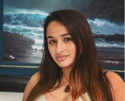 Jazz has just announced her college decision, and it will absolutely shock you! I Am Jazz News Where Did Jazz Jennings End Up Going To College Tv Shows Ace