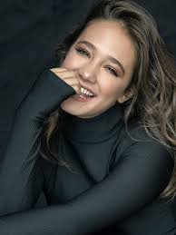 Entre otras, la de málaga, propiciada particularmente por su obispo, don manuel gonzález, hoy también ya beato, y la de madrid. Angela Torres Ruth Franco Talent