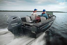 Yes but the 115 sho offers less peak torque, and at higher rpm than a f115. Yamaha Outboards Mid Sized Motors The F115 And F150 Fishtalk Magazine