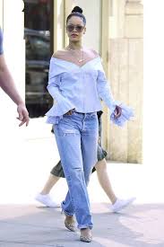 Jeans and heels lookbook outfit ideas 2018. How To Wear Boyfriend Jeans How Editors Wear Boyfriend Denim