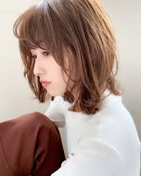 束感カールの小顔カットボブ くびれウルフボブ maria by afloatのヘアスタイル レイヤーカットヘア ヘアスタイル ボブパーマ 前髪あり