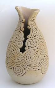Ivory Colored Coil Vase Exposed Coil Vessel Decorative Ceramic Handbuilt Vessel Coiled Stoneware Pottery Open Neck Cream Vase Goruntuler Ile Zanaat Seramik Heykeller Seramik Sanati
