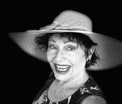 HELP ME OUT, EVERYONE 😭 I've got two upcoming travel segments in Da Nang  City for the Vietnam Today channel, and I'm looking for foreigners  currently living in Da Nang to be