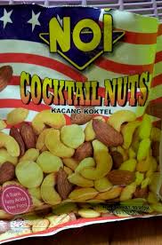 Böbrek şeklindeki tohumlar, kacang gajus, tatlı ve tereyağlı tadı nedeniyle herkesin favorisidir. Maria Firdz Lifestyle Blogger