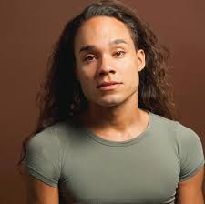 This weekend, join us for @hudsonyardshellskitchen's FREE Culture Crawl! On  November 9 from 4 PM–6 PM, get a glimpse of the creative process as our  artists in residence @giannaburright and @samoraperdida develop