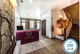 Ramco inn guest house is located at 95 swami vivekananda road sukantapally shibachal, birati kolkata flat no 1 block c 95 swami vivekananda road sukantapally shibachal. Lounge Inn Guest House And Apartments Guest House In Porto Hostelsclub