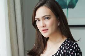Jodohku dengan shandy aulia, kita belajar parenting. Berbeda Tetap Satu Jua Berpakaian Syari Lengkap Dengan Hijab Kehadiran Shandy Aulia Di Acara Buka Puasa
