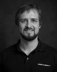 Meet the People Behind Geovert.