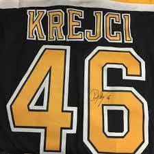 David krejci signed a 6 year / $43,500,000 contract with the boston bruins, including $43,500,000 guaranteed, and an annual average salary of $7,250,000. David Krejci Autographed Jersey Nhl Auctions