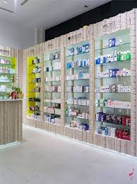 Farmacia Santacruz Medical Store Design Ideas For Pharmacy 020 Retail Shop Interior Design Store Layout Store Design Pharmacy Design Store Design Interior