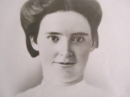 My maternal grandparents Harold and Natalie Forton (Hartsock) and my mom  Susan Sacks (Forton) age 5 in this picture. They were attending the wedding  of William and Nancy Allen (Roberts), Natalie's oldest