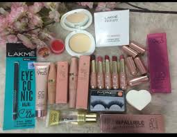 Maybelline instaglam box wedding edition : Lakme Makeup Kit