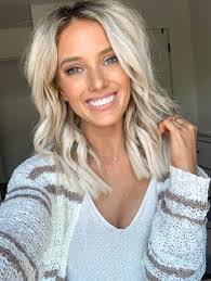 Emily Champagne's Instagram, Twitter & Facebook