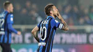 Arsenal de sarandí e san lorenzo inizia la sua carriera nel settore giovanile dell' arsenal sarandí nel 2003, debuttando in prima squadra nel 2005 e diventando titolare nel torneo di apertura 2006 , nel quale disputa 15 partite e segna 2 gol, aiutando l'arsenal ad ottenere il quinto posto finale. Sevilla Confirm Signing Of Papu Gomez Football Espana