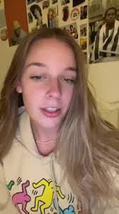 Sara Fiona Wolf (@sara.fiona.wolf)