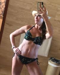 Please follow me on twitter @brookeshields. Brooke Shields 54 Prettyolderwomen