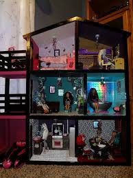 They are creative, and cute. Monster High House I Would Gladly Drop 100 On A Doll House For My 11 Year Old Why Because S Monster High House Monster High Dollhouse Monster High Dolls