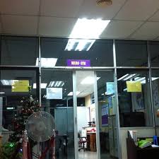 Pelbagai pengalaman menakutkan yang aku alami sepanjang aku bertugas sebagai seorang doktor di hospital umum sarawak (hus) selama hampir 2 tahun. Unit Fisioterapi Kuching Sarawak