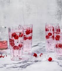 Pink Gin Tonic Rezept Pink Gin Gin Tonic Rezept Gin Rezepte