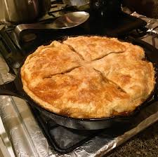 Cast iron skillet apple pie. Homemade Cast Iron Skillet Apple Pie Food