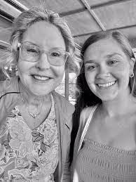 Susan Korn's Instagram, Twitter & Facebook