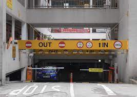 Golden mile complex, a building dubbed little thailand by many singaporeans, faces possible demolition after a vote to launch a collective sale tender khemkaeng emphasized how the third floor of golden mile (and many years ago, the carpark) were places that friendships and community could. 20 Narrowest Carparks In Singapore Singapore News Asiaone