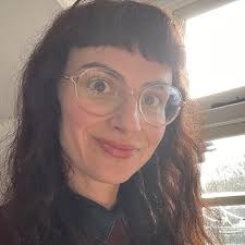 Katie Hall, Editor in St. Louis, MO, USA