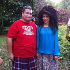 Mamat (enam dari kiri) bersama barisan pelakon. Pelakon Hantu Kak Limah Balik Rumah Azwan Annuar Meninggal Dunia Oh Media