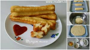 Setelah minyak panas, ambil adonan cakwe, lalu tarik perlahan, baru goreng hingga matang dan coklat keemasan. Resep Cakwe Sederhana Bikin Sendiri Lebih Enak Modern Id