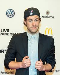 Luke mockridge demonstriert, wie wohl. Datei 1live Krone 2014 Luke Mockridge 2 Jpg Wikipedia