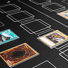 Unsere redakteure haben es uns zur mission gemacht, ware aller art ausführlichst. The Gaming Mat Company Gmc Deluxe 2 Spieler Kompatibles Duell Grundlegendes Duell Yu Gi Oh Stadionmatten Brett Spielmatte Amazon De Spielzeug