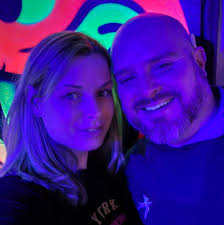 Hi Box Fam quick question, what's a good tip for Mousekeeping? We want to  tip them good because we appreciate the hard work we do!