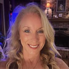 let us come clean up after all the thanksgiving festivities 🤎