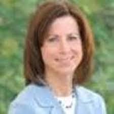 Paulette Moffett's Instagram, Twitter & Facebook