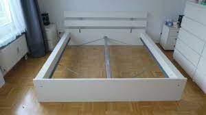 Bei ikea findest du ein hübsches & funktionales bettgestell! Ikea Bett Hopen 1 80m X 2 00m Weiss 4 Bettkasten Plastik In Munchen Trudering Riem Ebay Kleinanzeigen