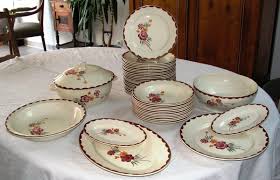 service de table porcelaine opaque hbcm montereau vintage for sale eur 110 00 see photos money bac service de table porcelaine service de table porcelaine