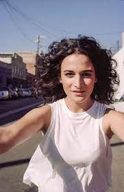 Jenny Slate Curly Hair Inspiration Woman Crush Everyday Jenny Slate