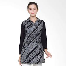 Model baju renang 10 artis indonesia ini bisa menjadi inspirasi untuk kamu. 30 Model Baju Batik Wanita Kantor Modern Lengan Panjang
