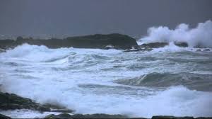 More adventurous guests can explore the atlantic by speedboat. Storm Pa Hustadvika Youtube