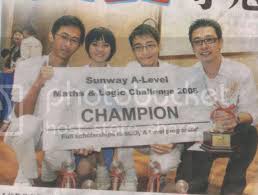 A picture of Nigel Ng (aka Uncle Roger) winning a Sunway A-Level Math  competition 12 years ago when he was still in Malaysia (2nd guy from  right). Still had the typical stressed-out