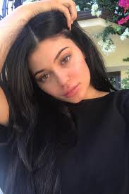 We always effort to show a picture with hd resolution or at least with perfect images. 6 Times Kylie Jenner Went For No Makeup Makeup On Instagram Vogue Paris