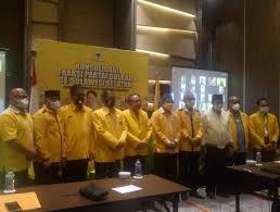 Maybe you would like to learn more about one of these? Breaking News Taufan Pawe Ganti Pengurus Golkar Takalar Kilometer40 Com