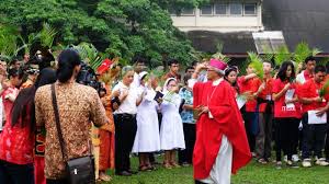 Apakah perayaan natal selalu menjadi bagian dari tradisi para penganut agama kristen? Umat Kristiani Memasuki Tri Hari Suci Peringati Wafat Isa Almasih Hingga Paskah Bangka Pos