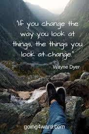 Beauty Is Everywhere Here Are 3 Things You Can Do Every Day To Discover Beauty Everwhere Great Inspirational Quotes Motivational Words Motivational Quotes