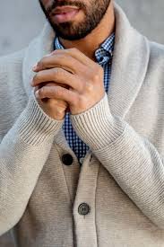 Une grosse maille chaude et respirante. Cardigan Rolland Grege Cardigan Homme Mode Homme Cardigan