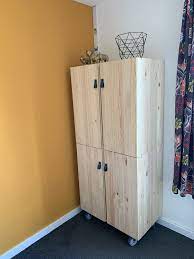 diy ikea ivar kast opbergtips peuterkamers handgrepen