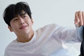 Actor kim seon ho is confirmed to cameo on the ongoing jtbc drama run on! Kim Seon Ho Shares His Thoughts On His Start Up Character How He Has Changed Over The Years And Much More