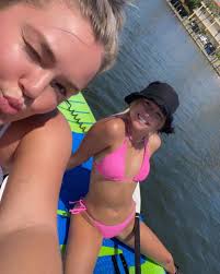 Felicity Walker (@_felicitywalker_) • Instagram profile