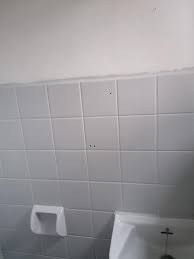 Hervorragende auswahl an vinylböden in ihrem hagebaumarkt online shop. Schoner Wohnen Pep Up Renovierfarbe Fur Fliesen Weiss 1 L Kaufen Bei Obi